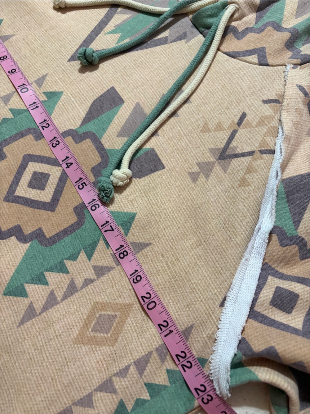 Like new size L Hooey Playa Women’s Aztec-Print Hoodie. Soft. Cozy. Beautiful. - Picture 13 of 13